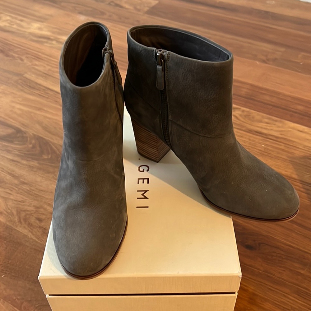 Cole Haan Cassidy gray leather ankle boots